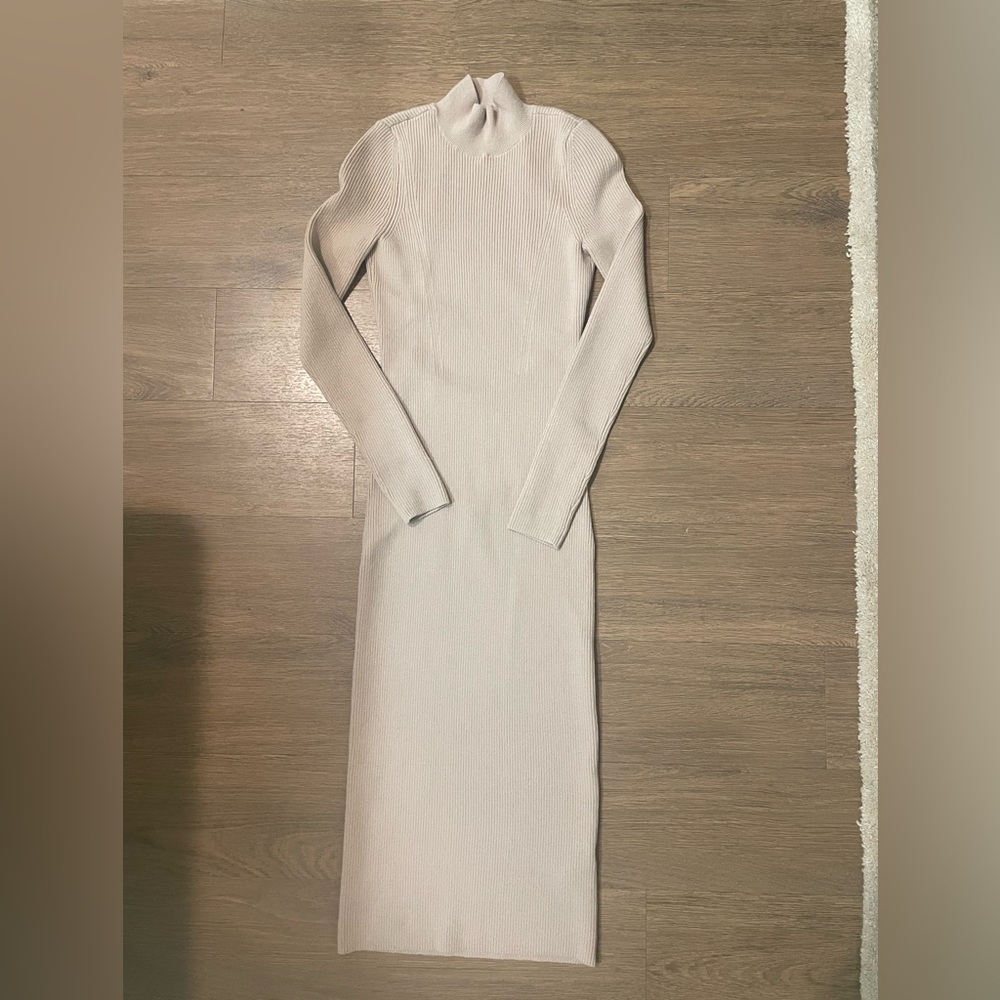 Abercrombie & Fitch Open Back Knit Dress
